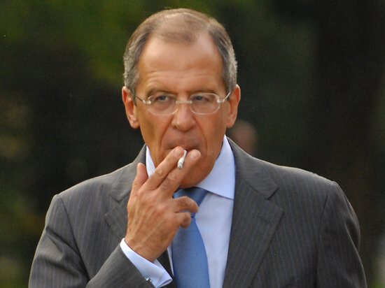 
 МИД РФ Сергей Лавров допускает, Что Владимир Владимирович Путин и Дональд Трамп ни в коем случае не допустят военных действий между своими странами.
 