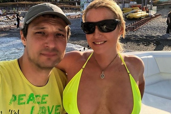 Волочкова с женихом