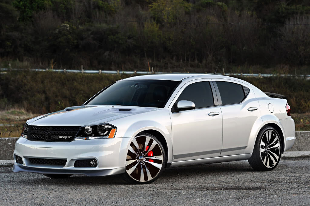 Dodge Avenger srt 8