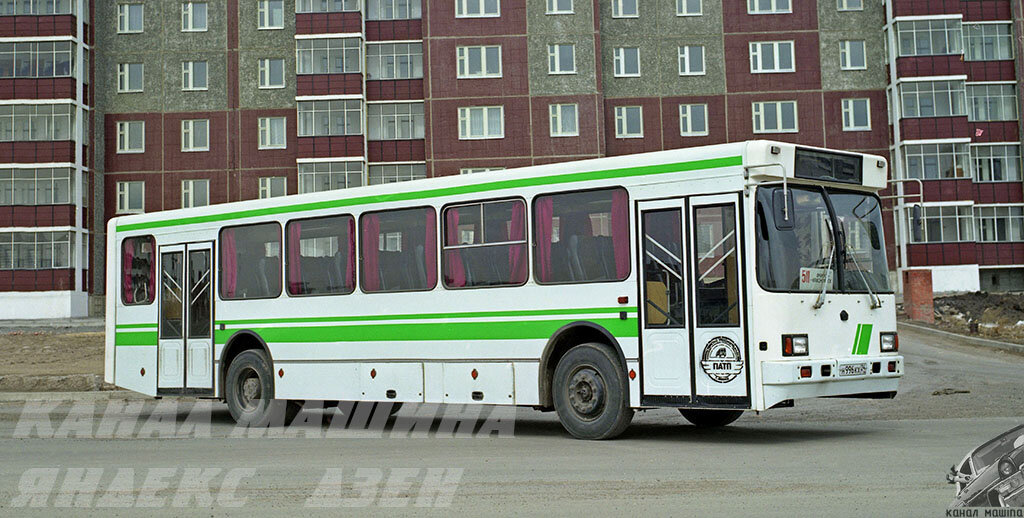Пригородный МАРЗ-5266 в аналогичной комплектации (2001 г.) // фото С.Андреева 