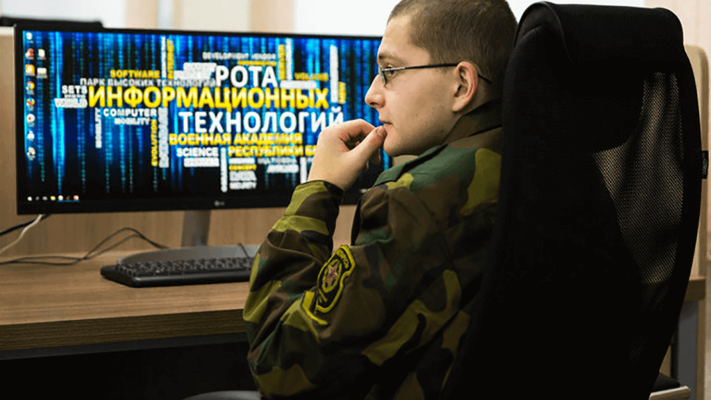 Программист. Информационный специалист. Ит специалист призыв. Ит сотрудники. Отсрочки ит.