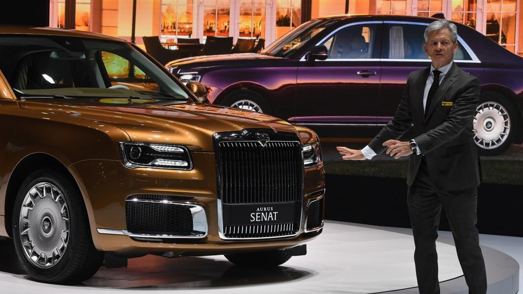 Генеральный директор ООО «Аурус» Герхард Хильгерт на презентации автомобиля Aurus на Женевском автосалоне. Фото: РИА Новости/Михаил Воскресенский