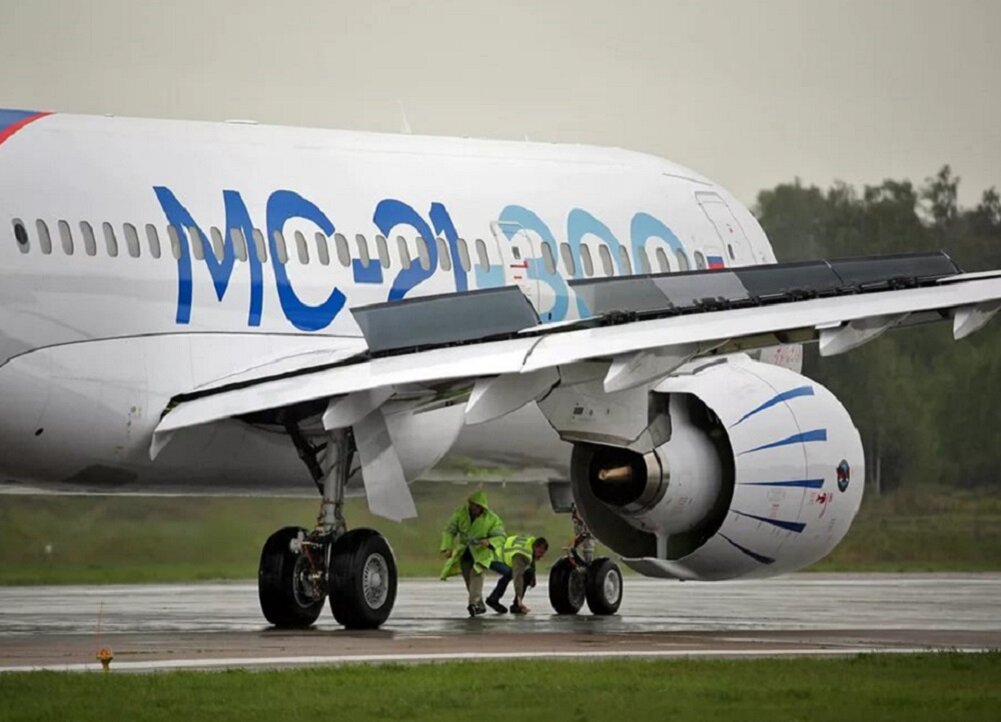 Мс 21 пассажирский самолет пассажирские самолеты. МС 21 300. МС-21 шасси. МС-21-300 шасси. Мс21 самолет.