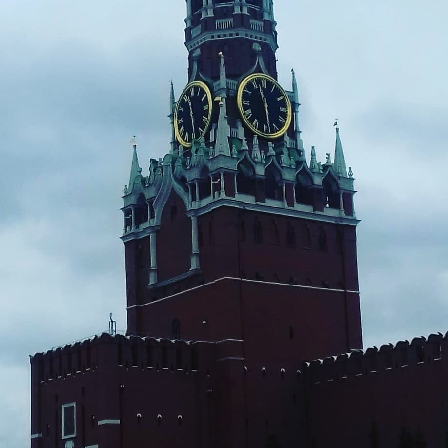 У каждого свои взгляды, ценности и принципы, но чувство прекрасного - на всех одно.