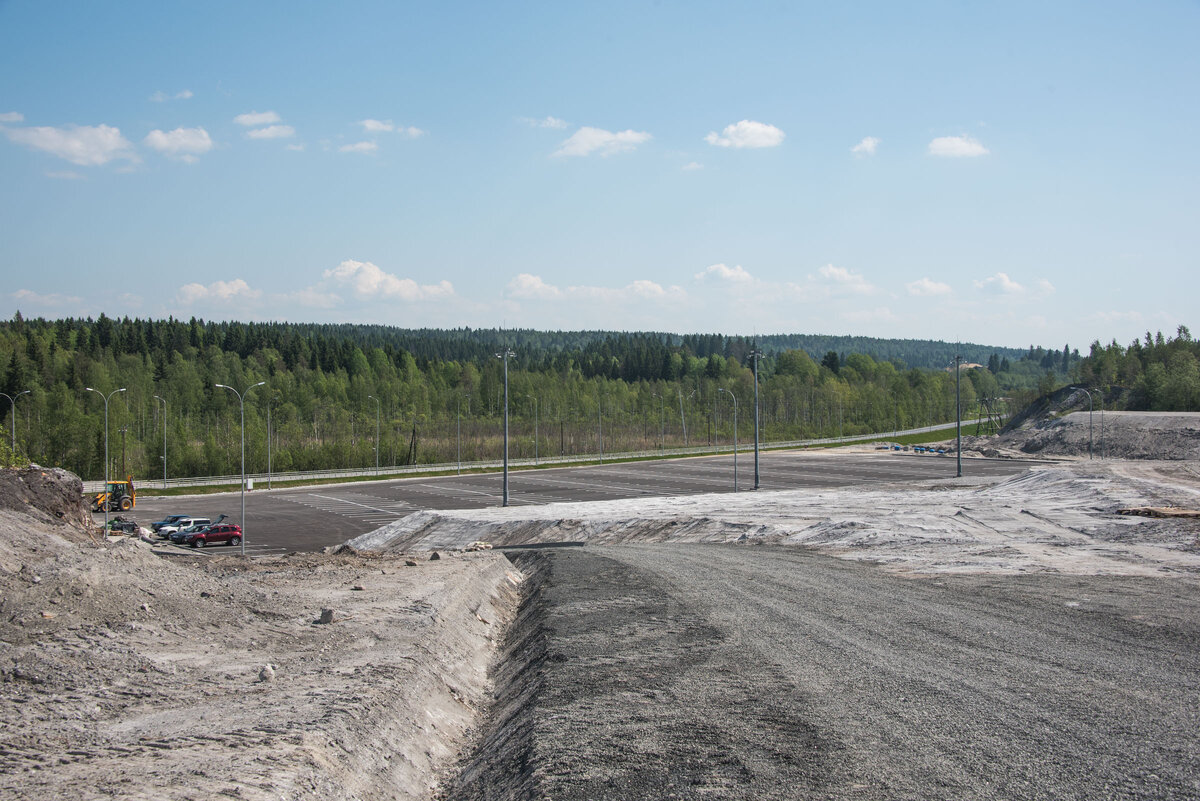 Будущая станция "Горный парк Рускеала" и Welcome-зона для отдельной парковки автобусов и автомобилистов