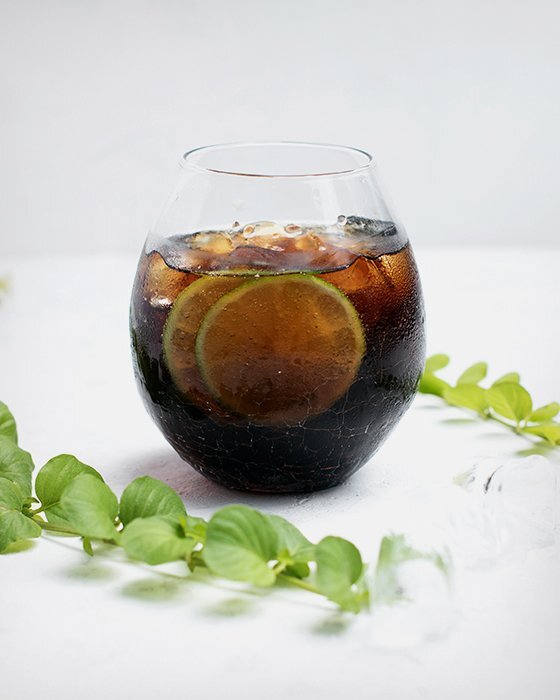 Коктейль «Куба Либре»: пошаговый рецепт | Ура! Повара 👨‍🍳 | Дзен