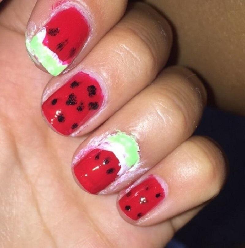 Как будто попу почесал, а лак ещё не высох.