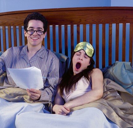 По моему ей очень скучно :D