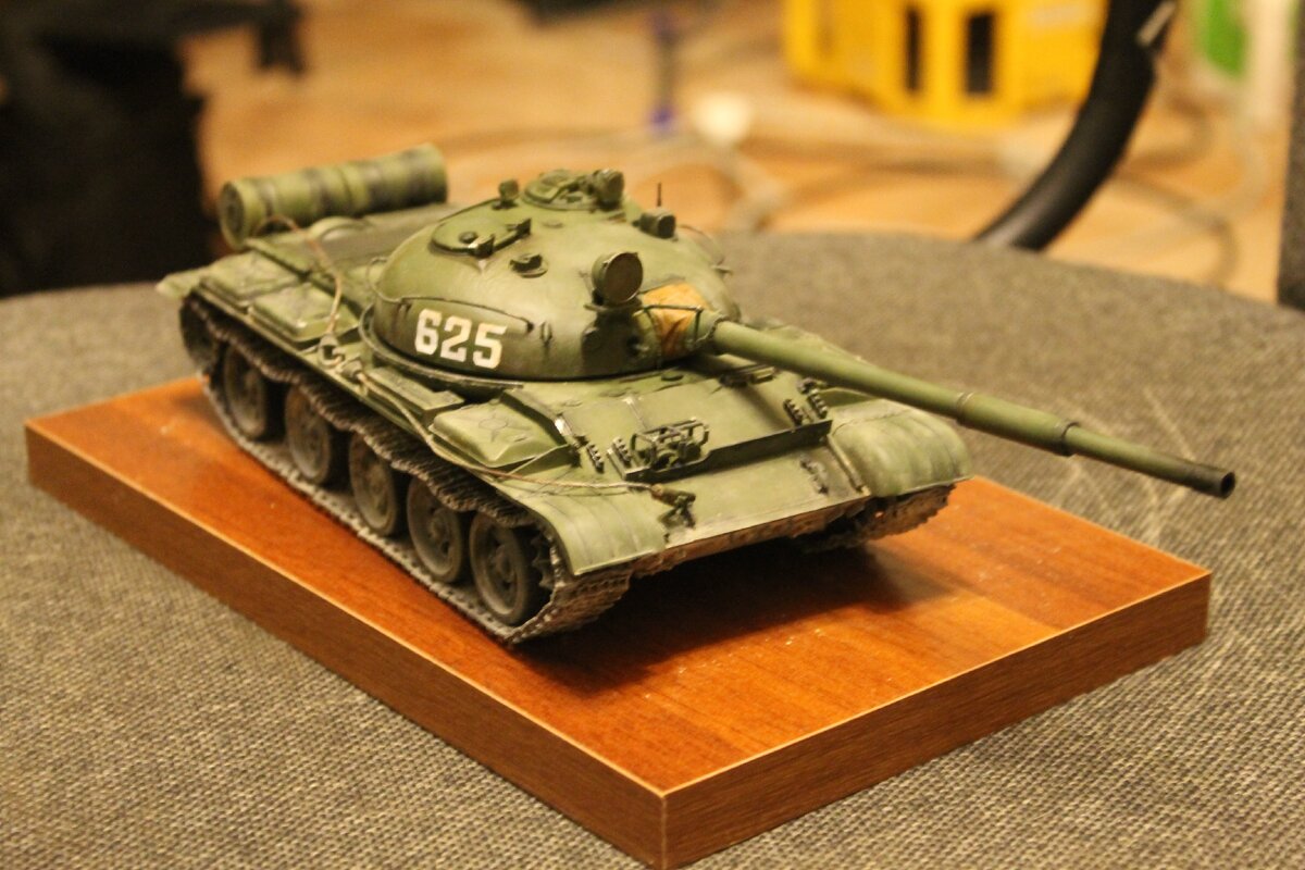 Модель советского танка Т-62 | Военная кинохроника и история | Дзен