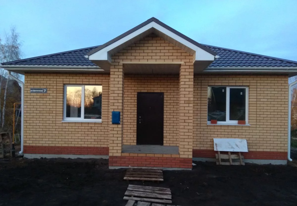 так выглядит построенный по данному проекту дом одного из наших клиентов