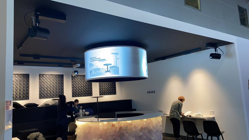 Компания "Интерактивная Россия" вместе с компанией Epson предоставила в аренду оборудование для крупнейшей международной строительно-интерьерной выставки BATIMAT RUSSIA 2020