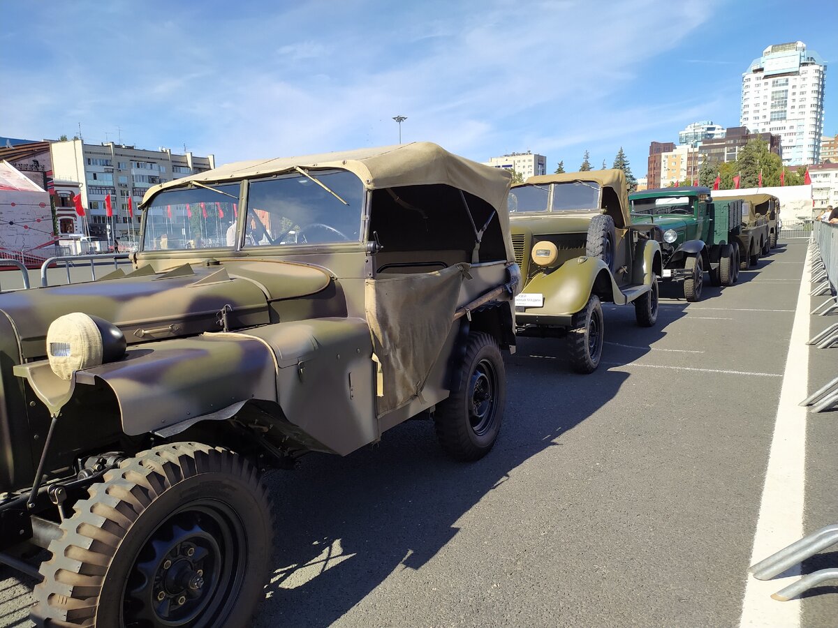 Увидел автомобили времен Второй мировой войны. Все на ходу в идеальном  состоянии. | Универсальный Турист | Дзен