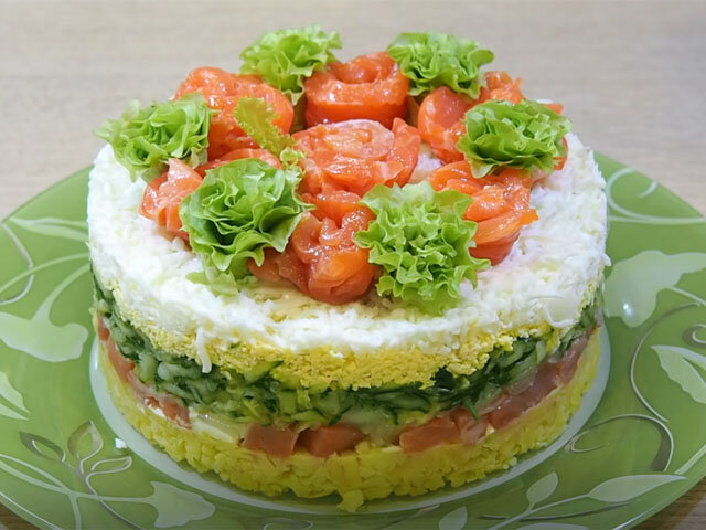 Салат "Розы на снегу"