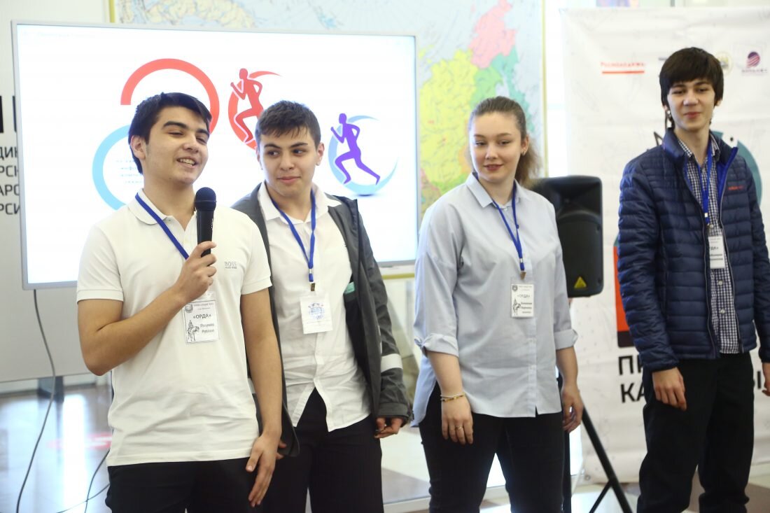 В КБГУ состязались юные айтишники