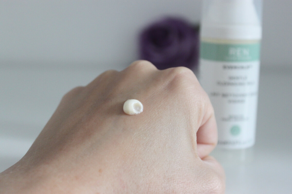 Умывание REN Gentle Cleansing Milk 