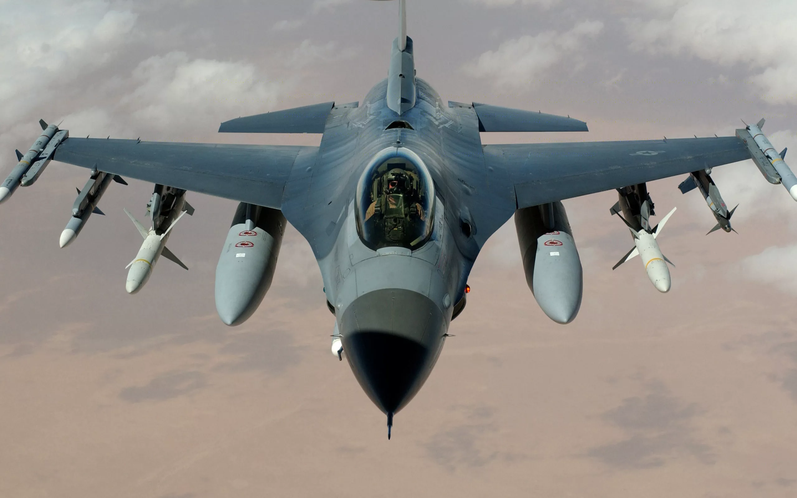 Дешевая игрушка для бедных стран: что не так с новейшим российским Су-75 Checkmate?1