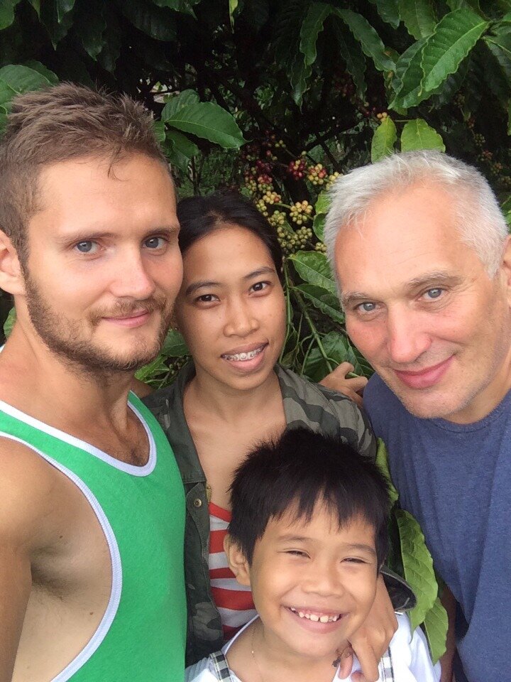 Семья в сборе.