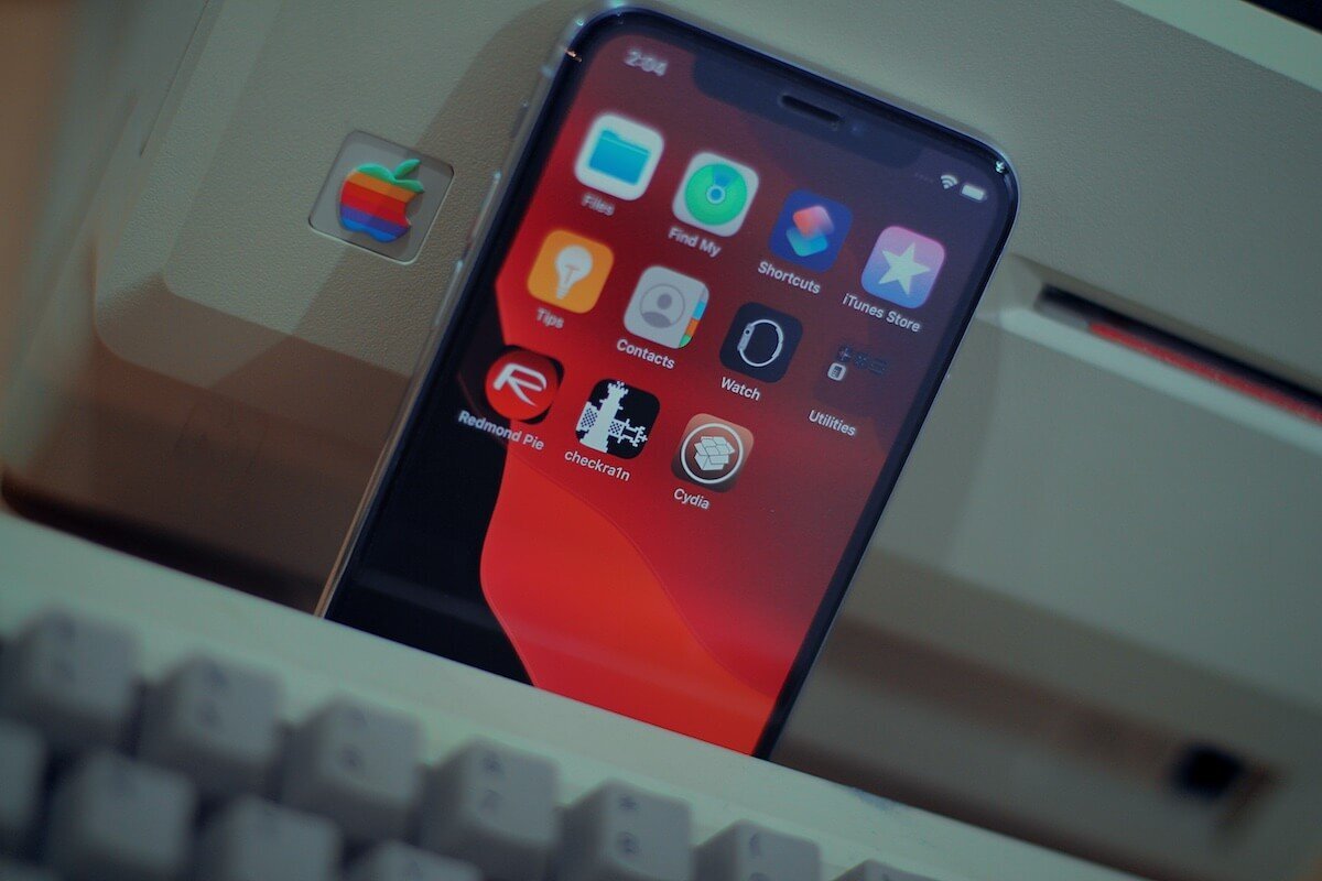 Не обновляйте iPhone лишний раз, если все-таки дожидаетесь джейлбрейка