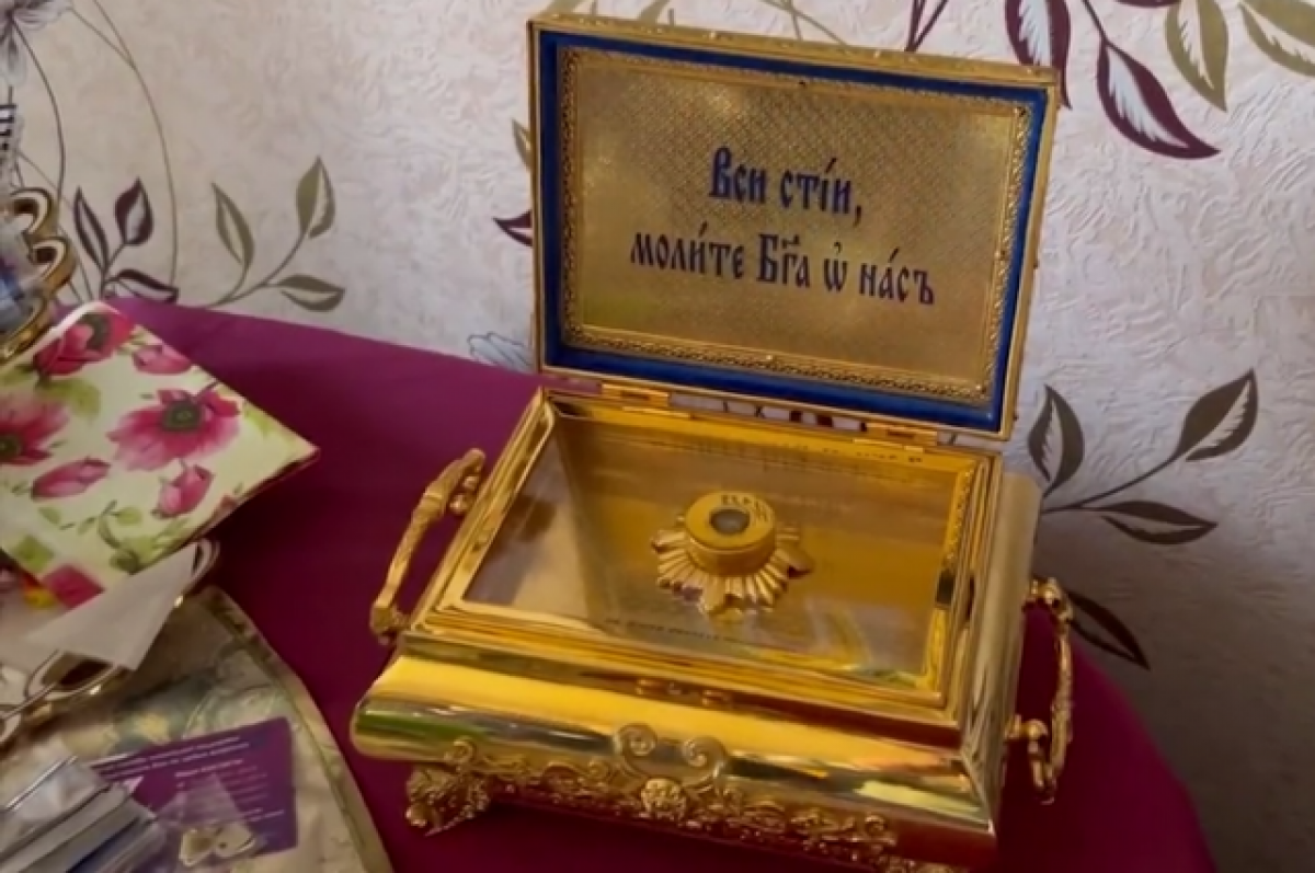    Женщина, похитившая мощи из храма в Ленобласти, объяснила свой поступок