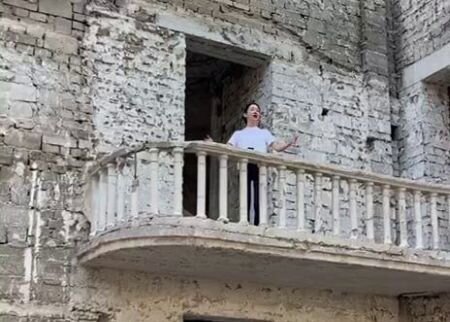    Китайская делегация посетила Крым и ДНР. Оперная певица Ван Фан спела в Мариуполе «Катюшу»