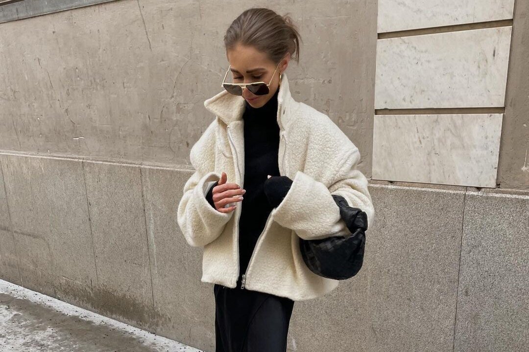     С чем носить платье-комбинацию весной и не замерзнуть