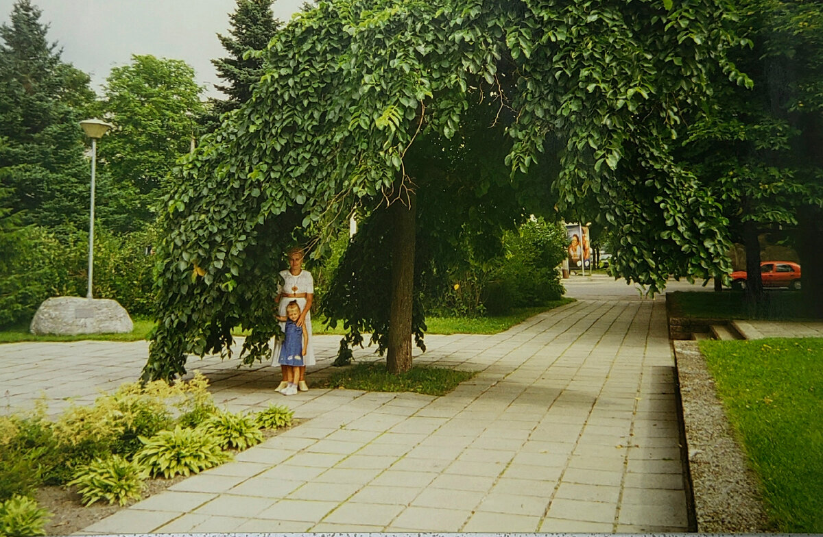 Фото из семейного архива. Пярну (Эстония ) 1995 год.