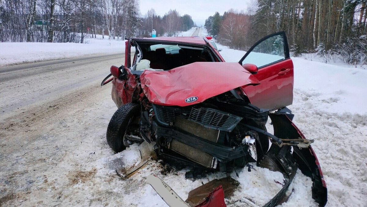     За 26 и 27 февраля из-за неблагоприятной погоды в Удмуртии произошло несколько ДТП, некоторые из них вызвали большие пробки на дорогах. Об этом в соцсетях сообщили жители республики.