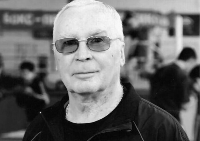    В Оренбурге проводят в последний путь Заслуженного тренера страны Валерия Шурыгина Кристина Просвиркина