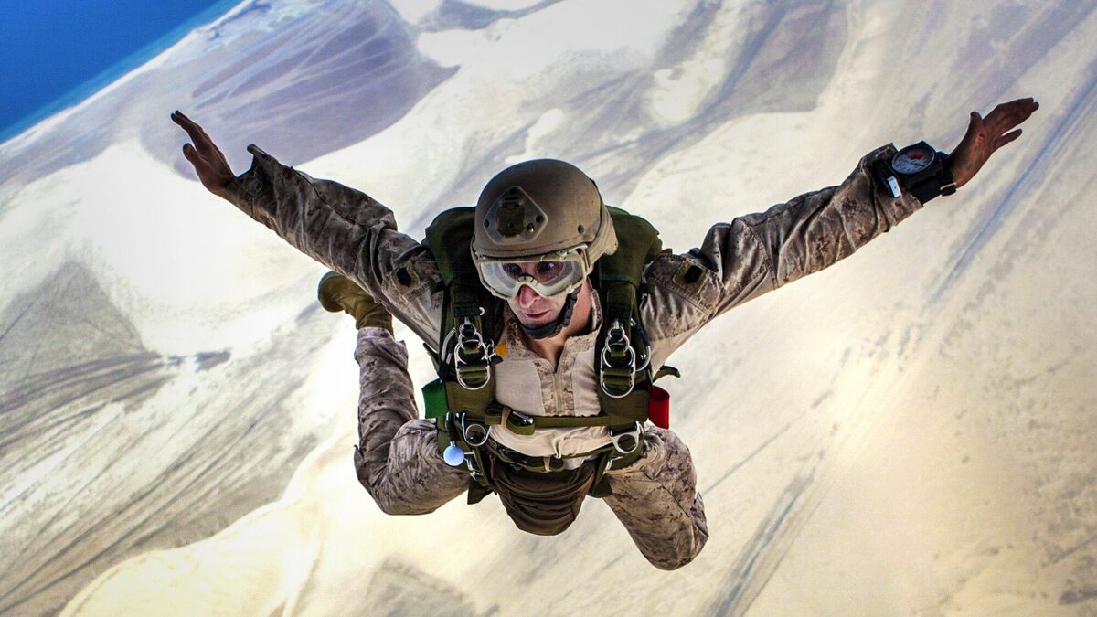    Прыгнувшему с парашютом с 23-го этажа саратовцу дали трое суток арестаНовости Саратова и области – Сетевое издание «Репортер64»