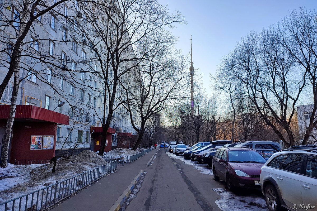 Два длинных дома в Останкино, сквозь которые проходит улица | Маньяк-путешественник  | Дзен