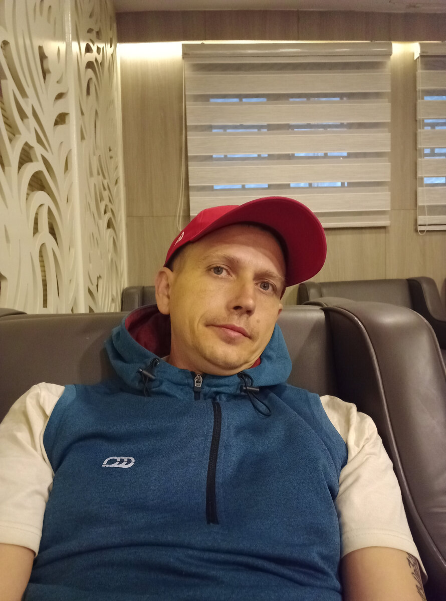 Рави-Лунтик отдыхает.