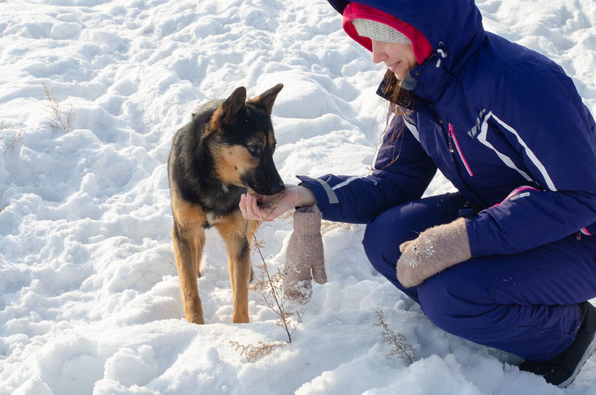 Волонтер Оксана и наша Даша