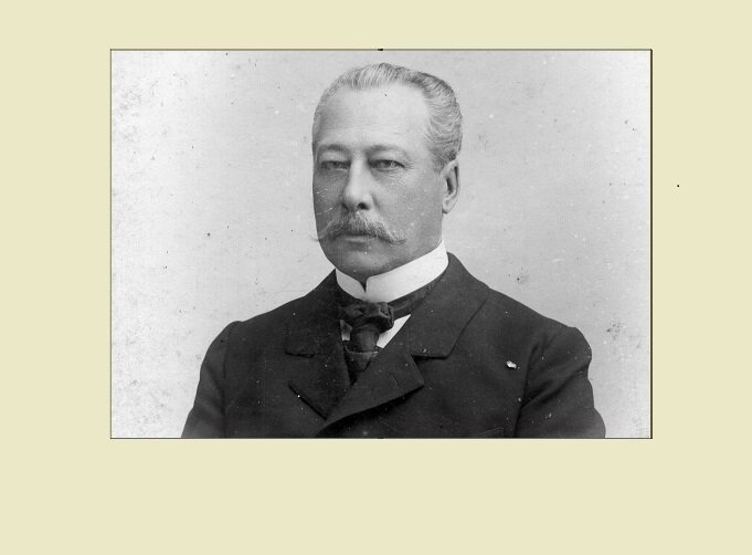 на фото БЕХТЕЕВ Анатолий Михайлович