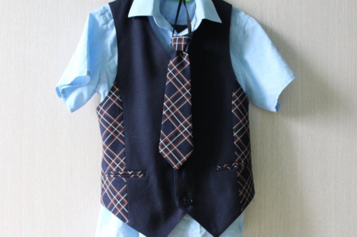    Минпросвещения предложило обязать школы закрепить требования к форме