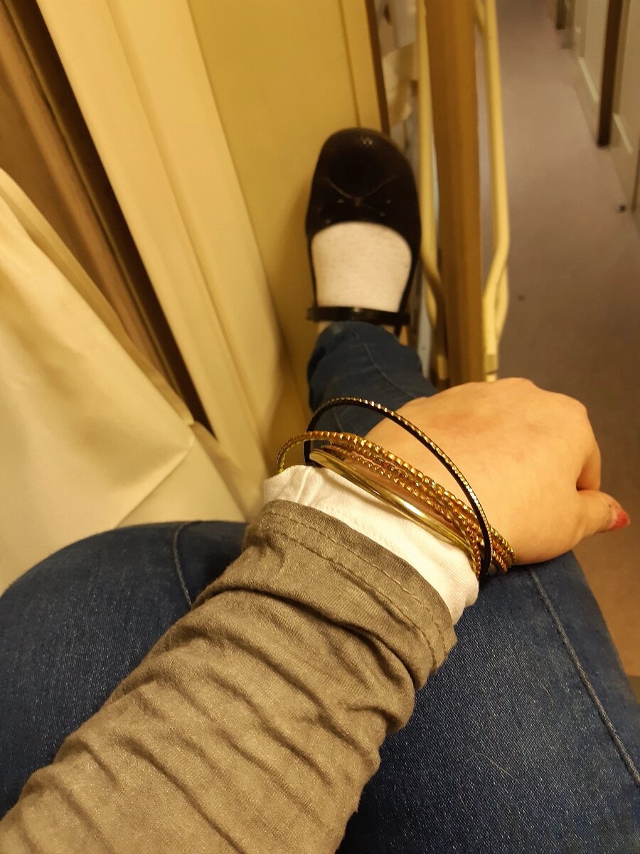 Это я в поезде еду