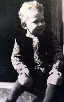 Фото 4-летнего Мартина Брауна.