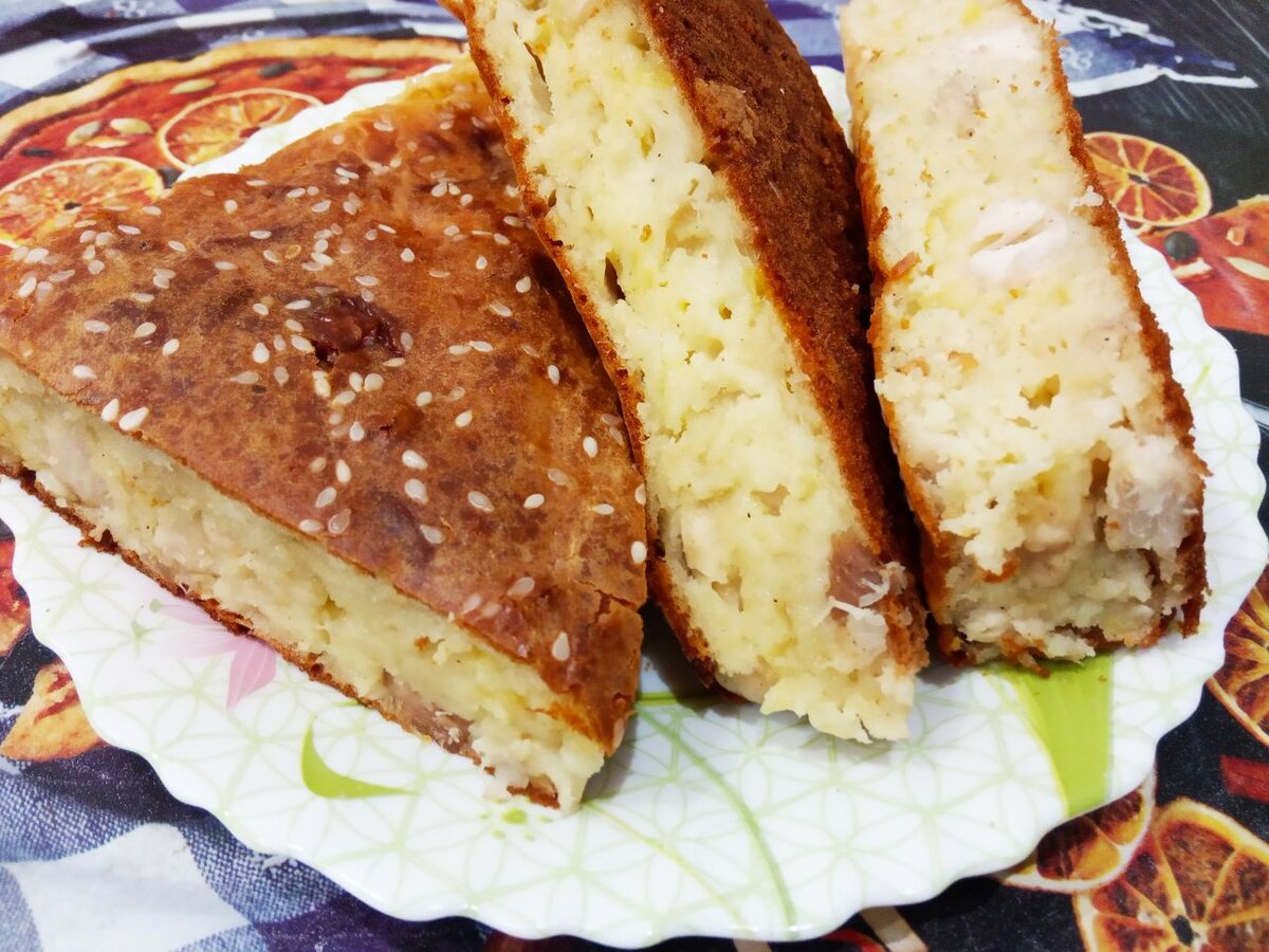 Заливной пирог с капустой и сыром (на кефире)