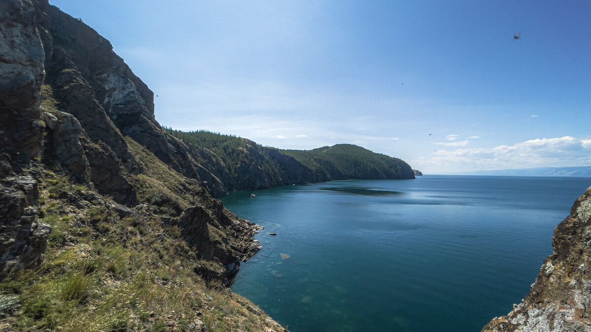 Путешествуем по Байкалу вокруг Ольхона на моторной лодке. Стоит ли авантюра усилий, что смотреть и "какие подводные"?