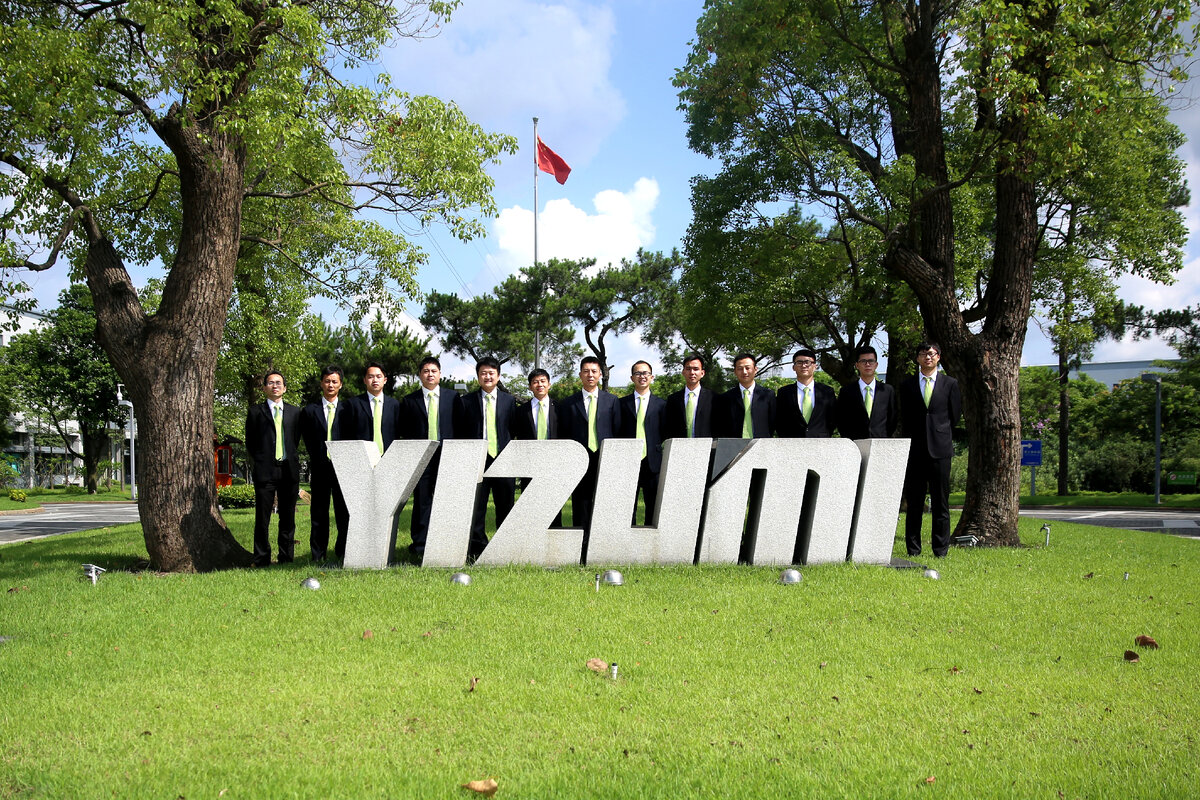 YIZUMI вновь вошла в ТОП-2 лучших китайских производителей термопластавтоматов