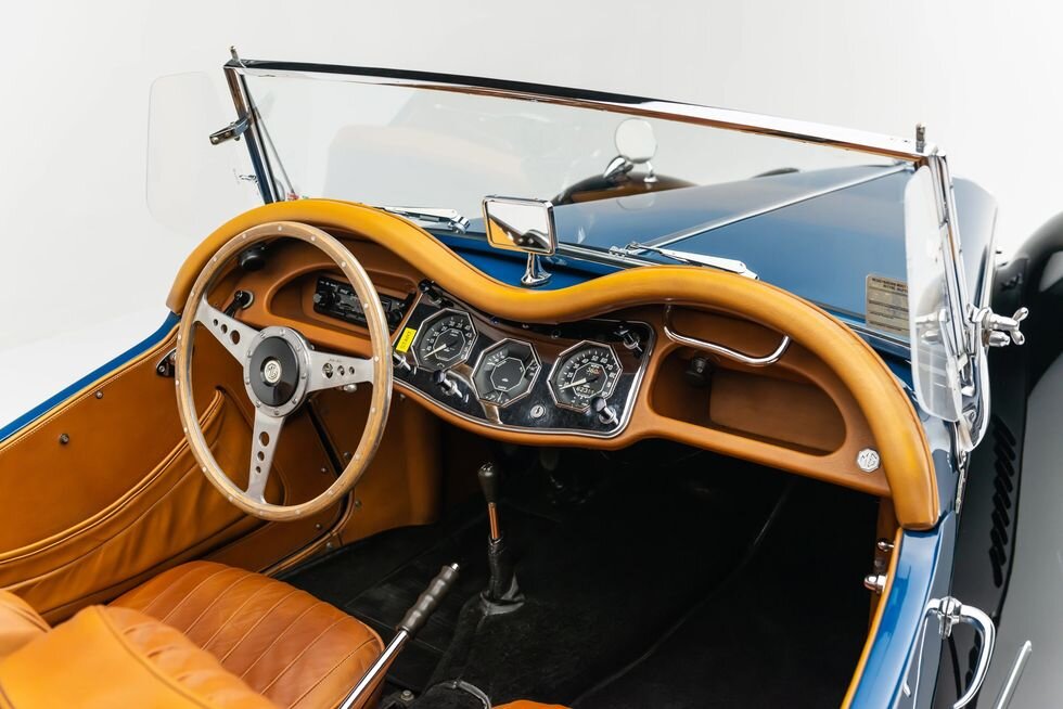 MG TF 1500 - 1955 года