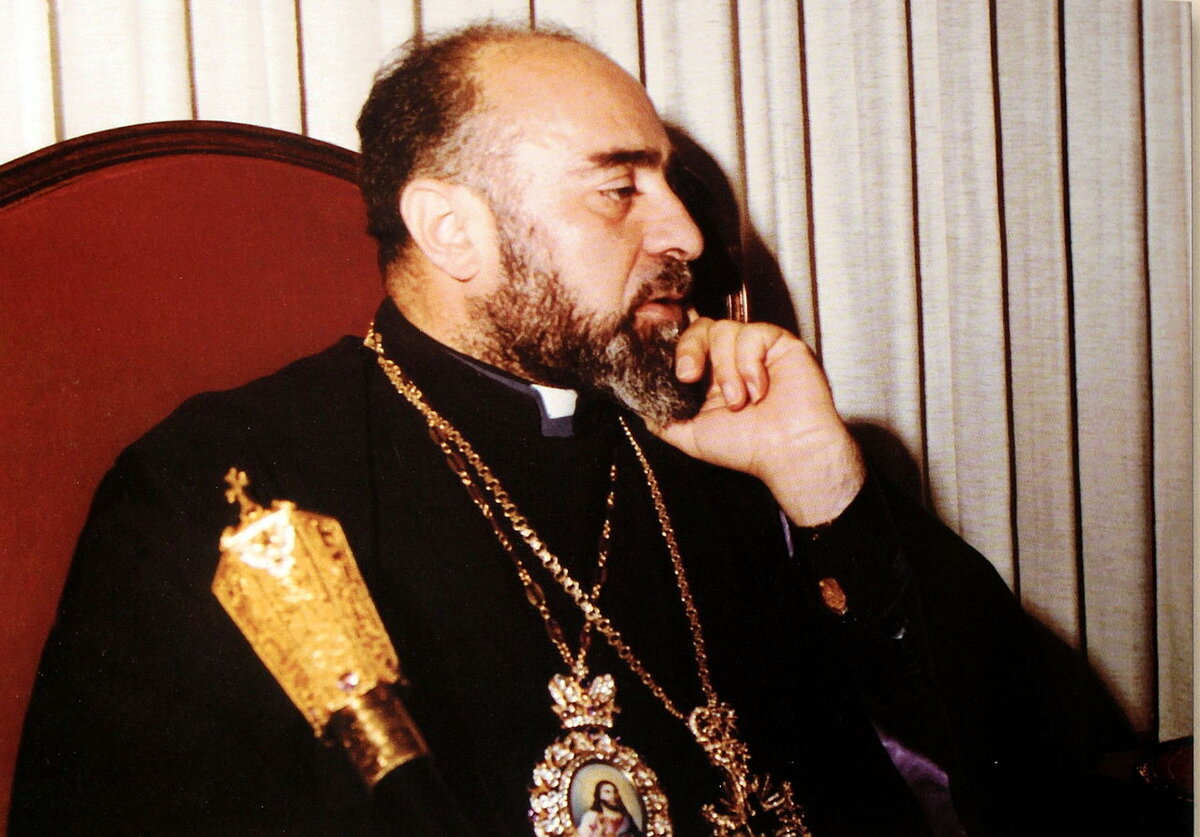 Католикос Армянской Апостольской церкви, Гарегин I (автор доклада)