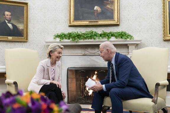   Президент США Джо Байден и глава Еврокомиссии Урсула фон дер Ляйен, Bonnie Cash - Pool via CNP / globallookpress.com
