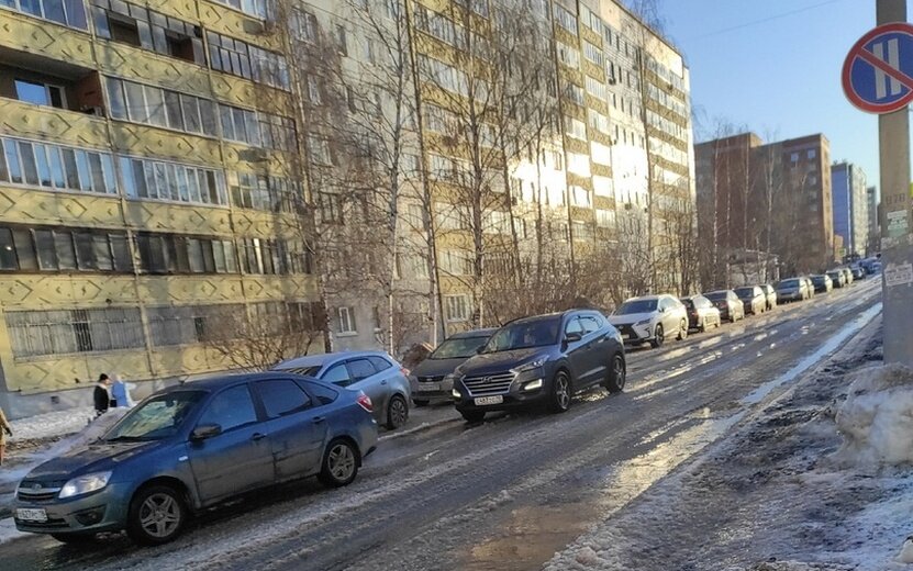    Участок улицы Фалалеева подтопило в Ижевске