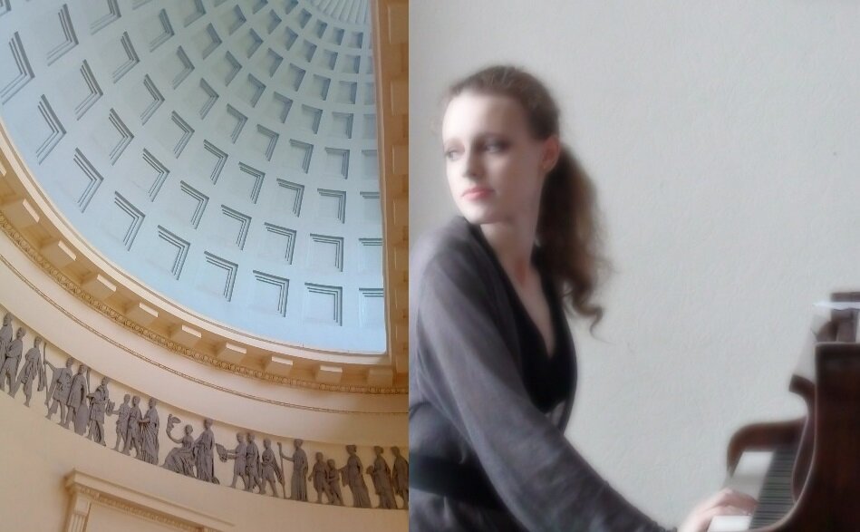 Герои древнегреческой мифологии под куполом Механического павильона НПИ и автор 