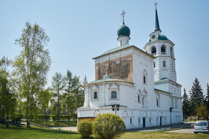    Спасская церковь