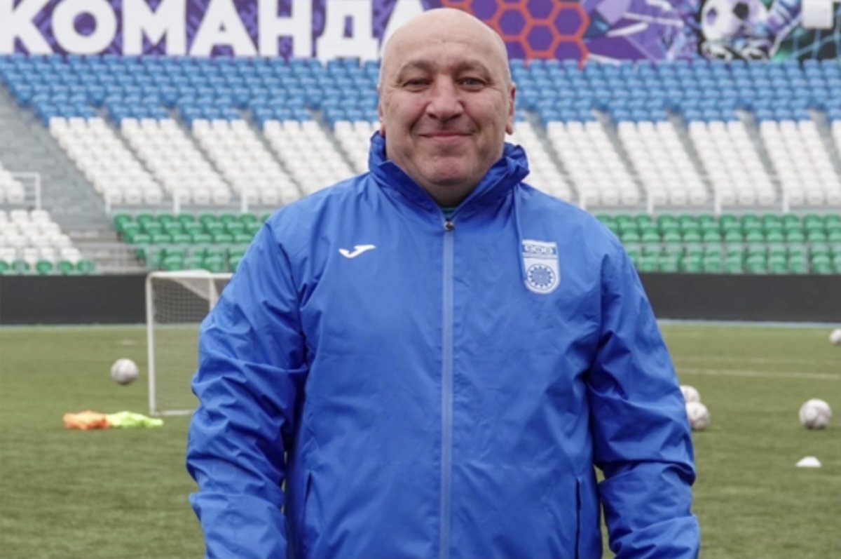    ФК «Уфа» на ближайшие матчи остался без главного тренера на скамейке