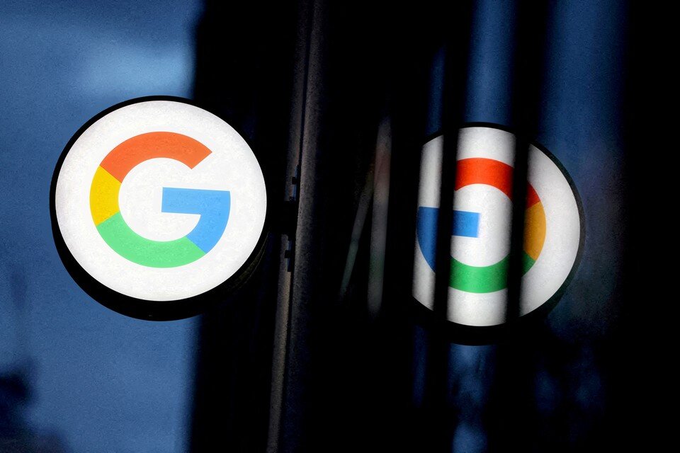     Рекламодатели Google требуют компенсации за оплаченные услуги, которые в итоге не были оказаны компанией  REUTERS