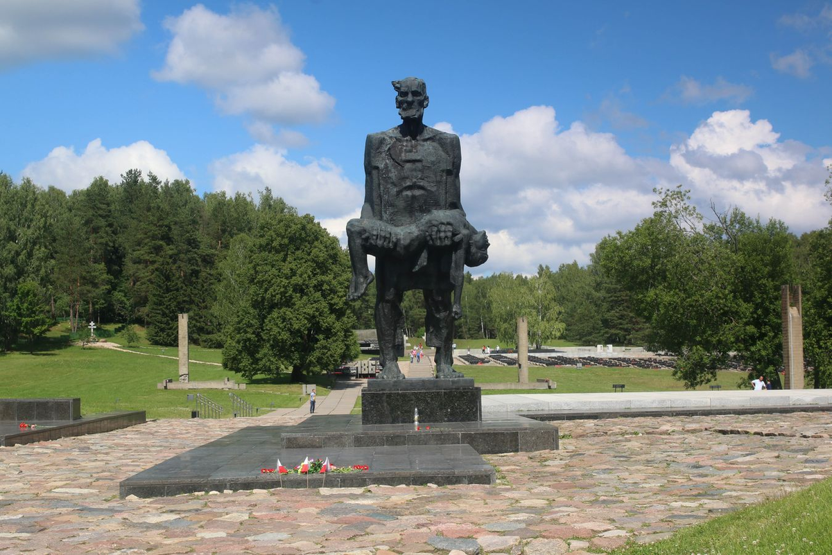 Памятники хатыни картинки