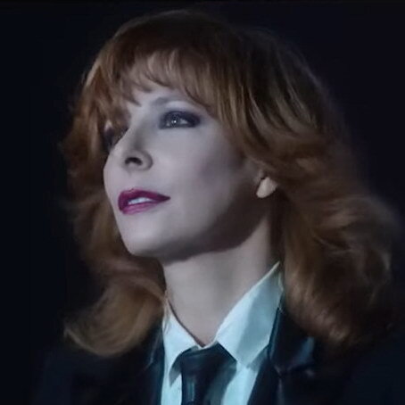     Милен Фармер показала клип из фильма «Подземелья и драконы: Честь среди воров»