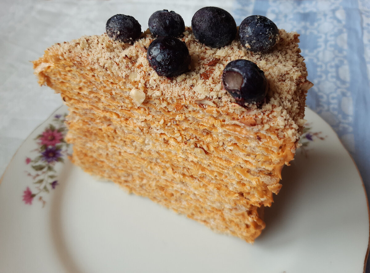 Вафельный торт со сгущенкой – пошаговый рецепт приготовления с фото